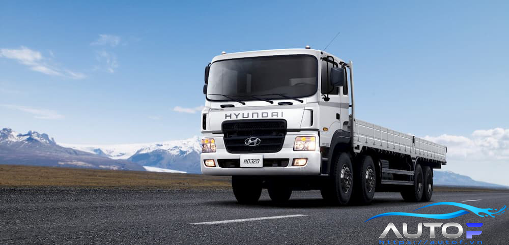 Giá xe tải Hyundai HD320 4 chân 19 tấn nhập khẩu